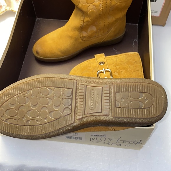 Coach Fur Boots - Picture 3 of 6